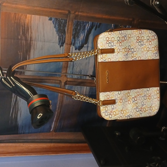 Calvin Klein colorful monogram logo chainlink handbag like new - Picture 2 of 12